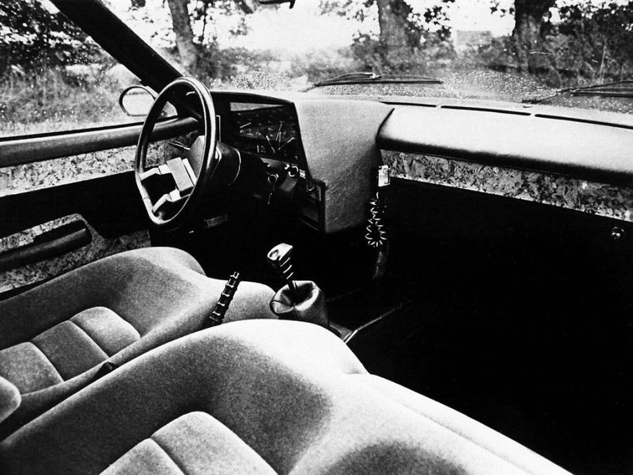 Интерьер Matra-Simca Bagheera X 1977 года  (фото 3 из 4)